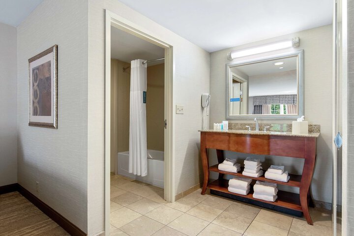 Room 16 of 35