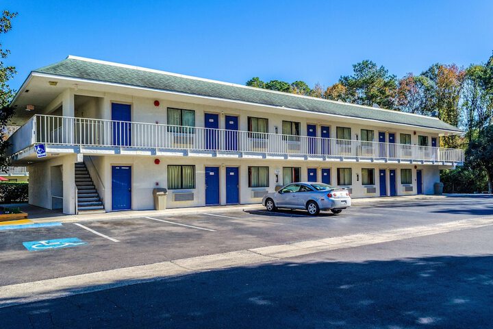 Hotel 1 of 43