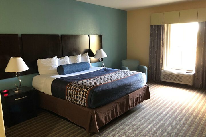 Best Western Plus Goodman Inn & Suites