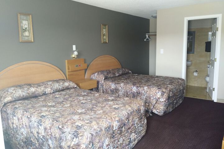 Room 11 of 19
