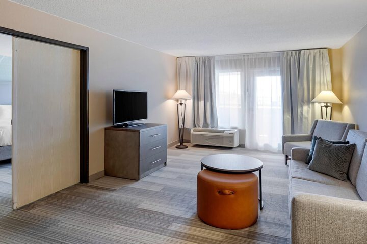 Comfort Inn & Suites Boulder
