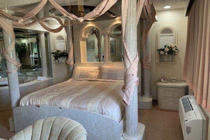 Room 27 of 55