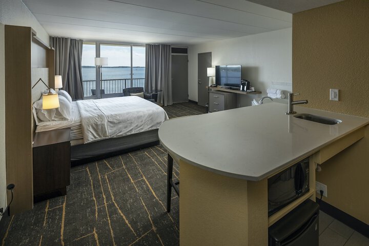 Room 21 of 84