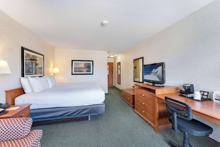 Room 16 of 53