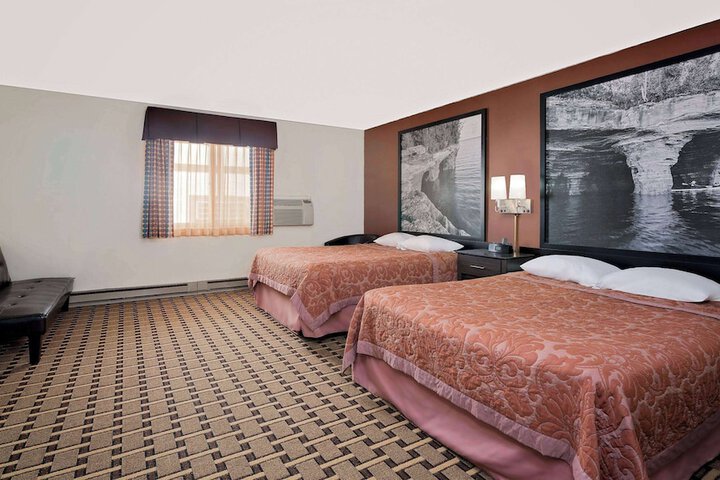 Room 51 of 59