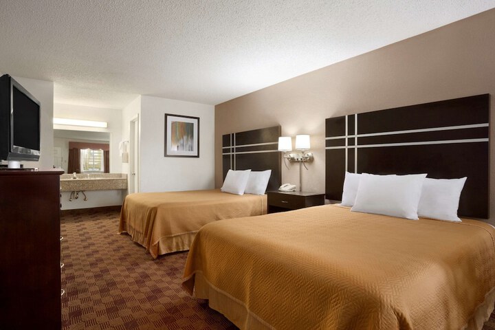 Room 22 of 26
