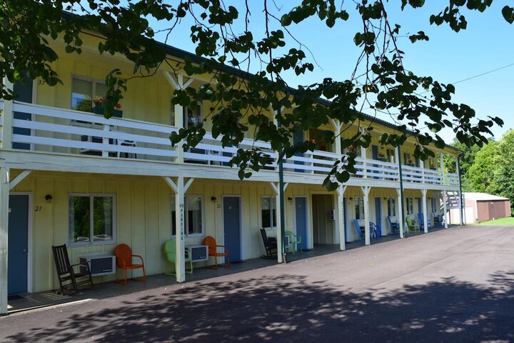 Hotel 2 of 30