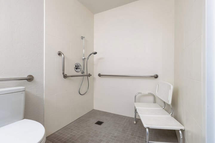 Room 100 of 149