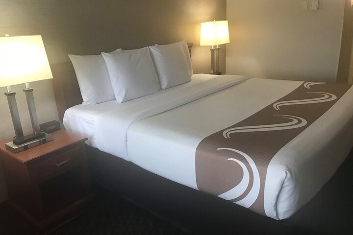 Room 37 of 80