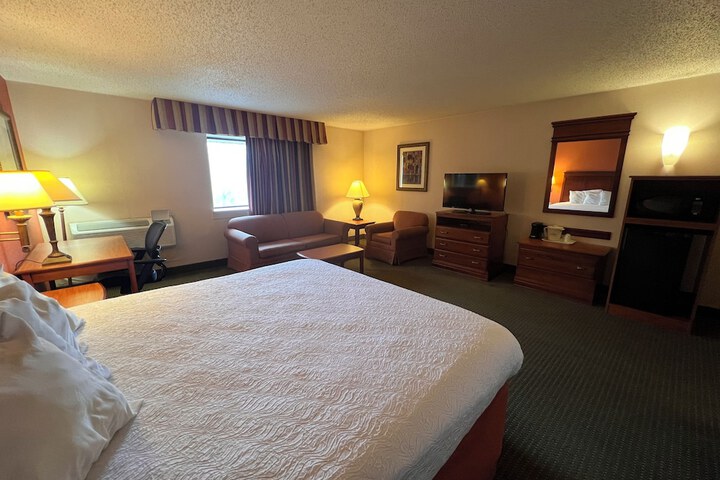 Room 18 of 36