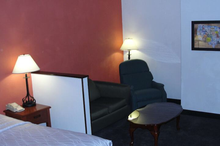 Room 28 of 49