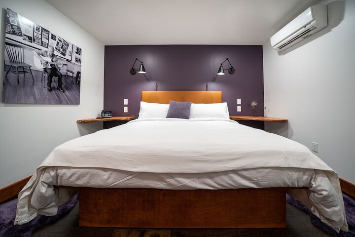 Room 48 of 59