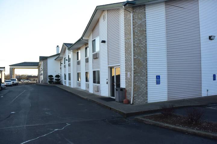 Best Western Newberg Inn