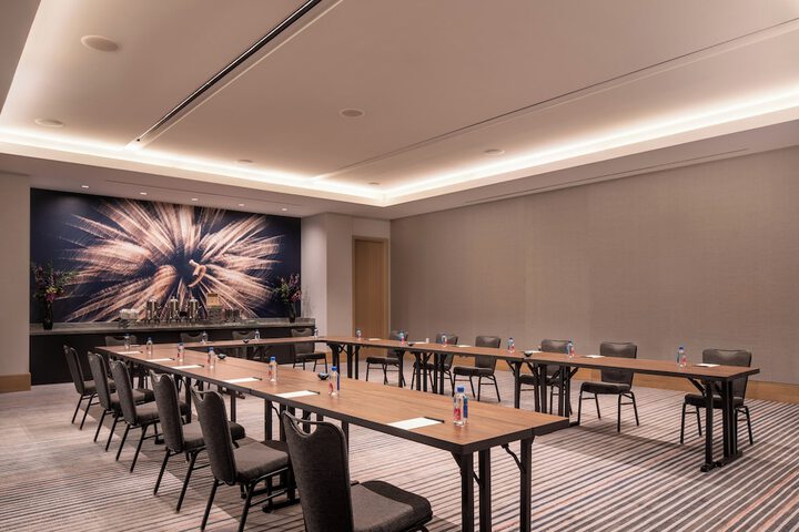 Loews Arlington