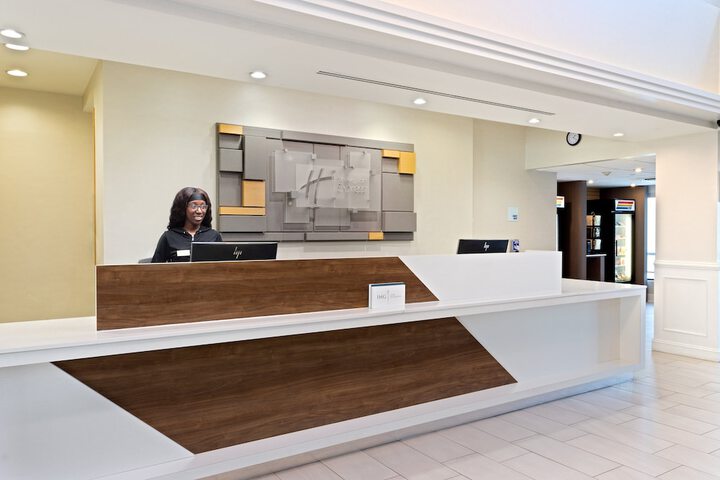 Hotel 4 of 56