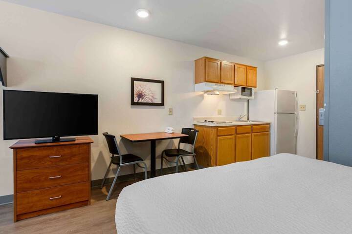 Room 13 of 22