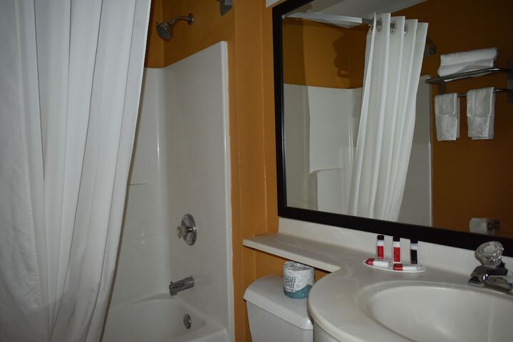 Room 21 of 29