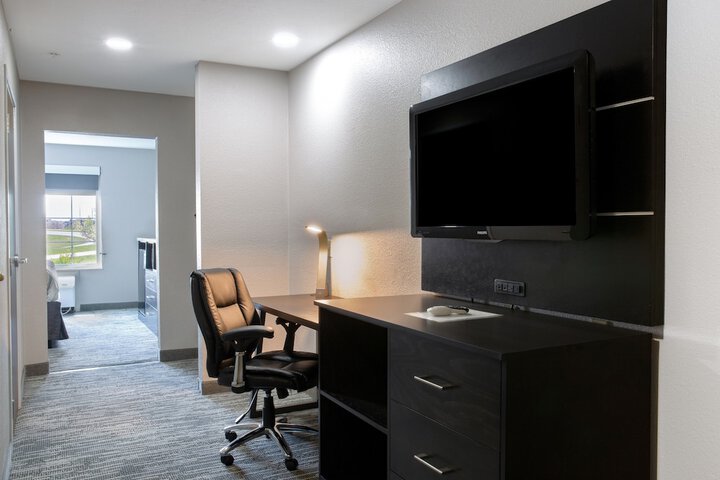 Country Inn & Suites by Radisson Columbus West, OH