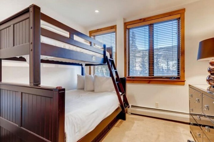 Premier 2 Bedroom Ski in Ski out Vacation Rental at the Timbers With the Best Access to Skiing in Keystone