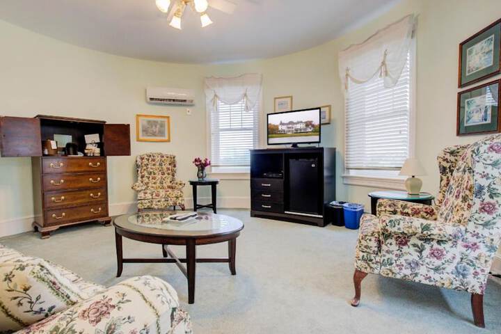 Room 68 of 191