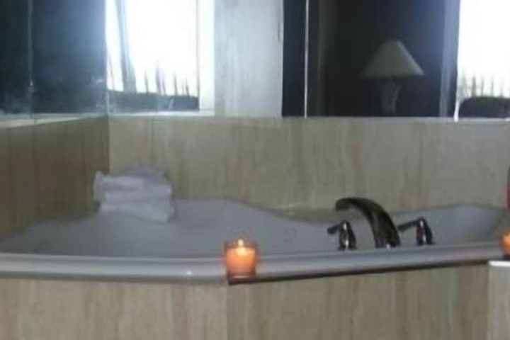 Talbot Trail Inn & Suites