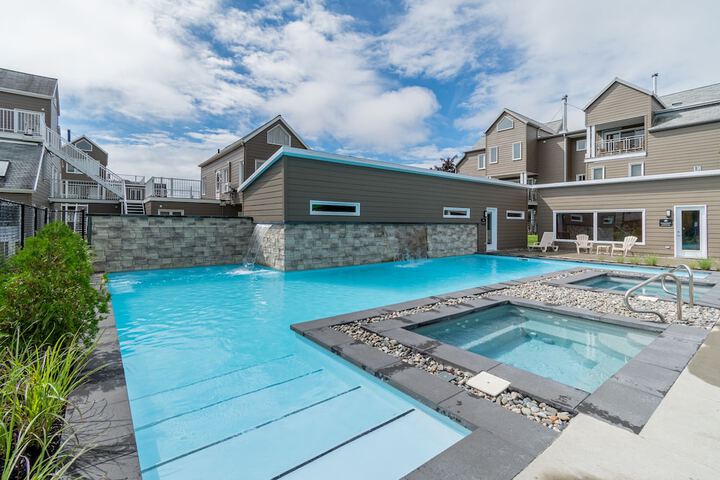 Pool 4 of 14