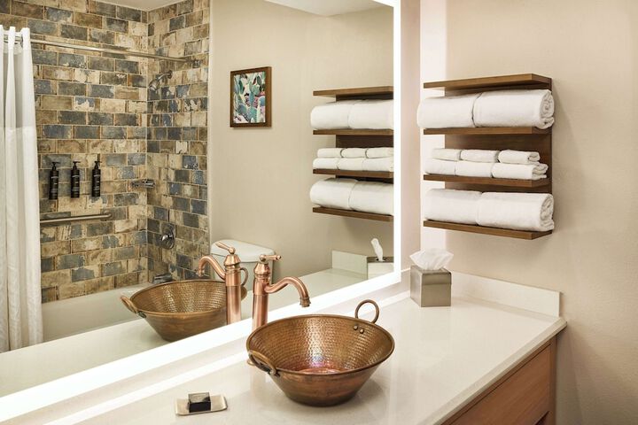 Hotel Don Fernando de Taos Tapestry Collection by Hilton