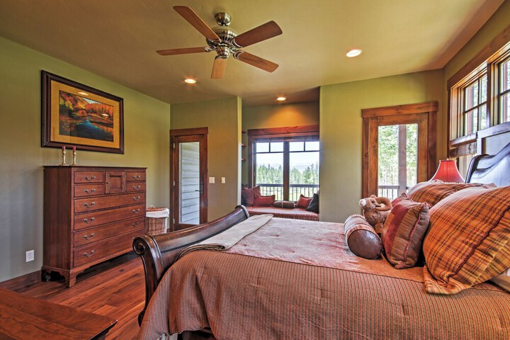 Tabernash Retreat w / Hot Tub & Stunning Mtn Views!