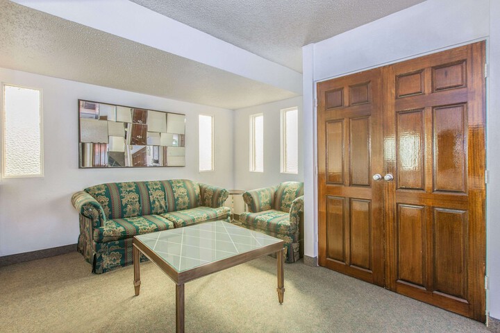 Room 14 of 26
