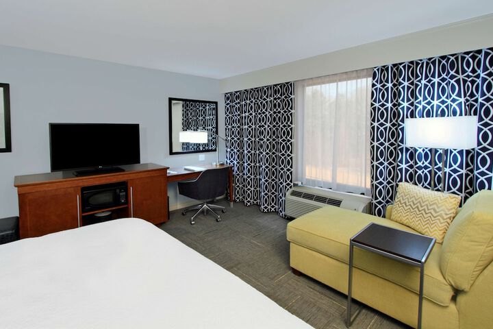Room 10 of 31