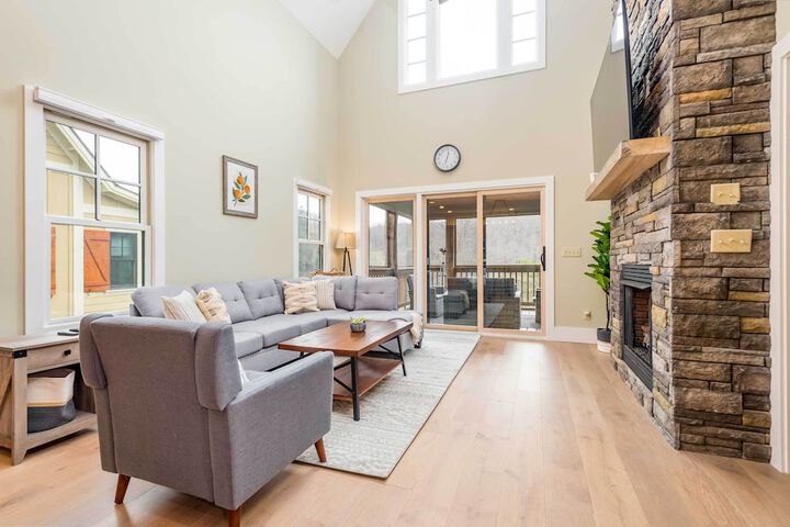 Game Room & Wraparound Decks: Cullowhee Home!