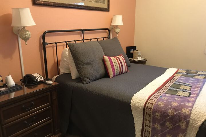 Room 21 of 65