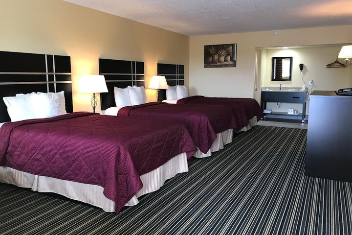 Soudersburg Motel