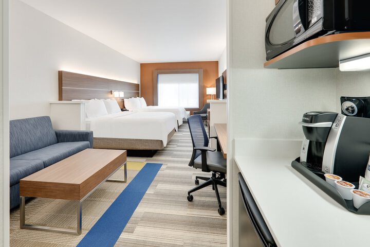 Room 22 of 45