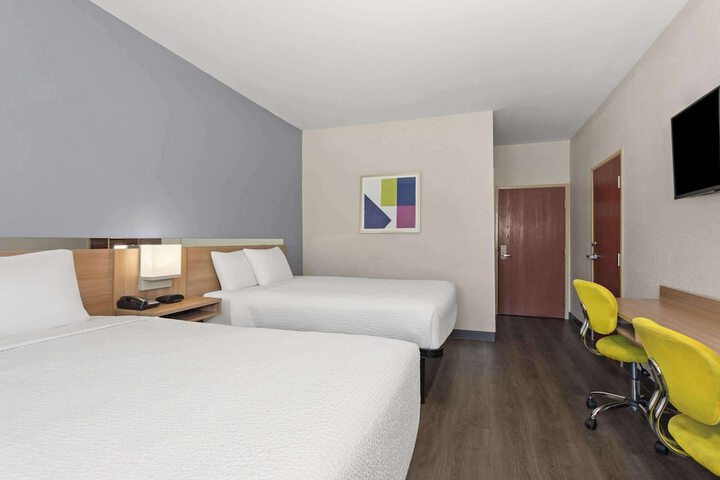 Room 20 of 46