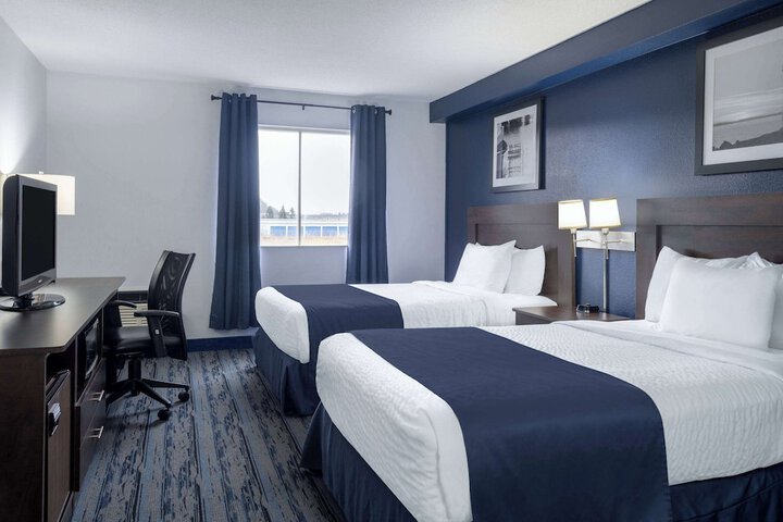 Room 21 of 28