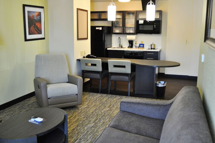 Candlewood Suites Bay City by IHG