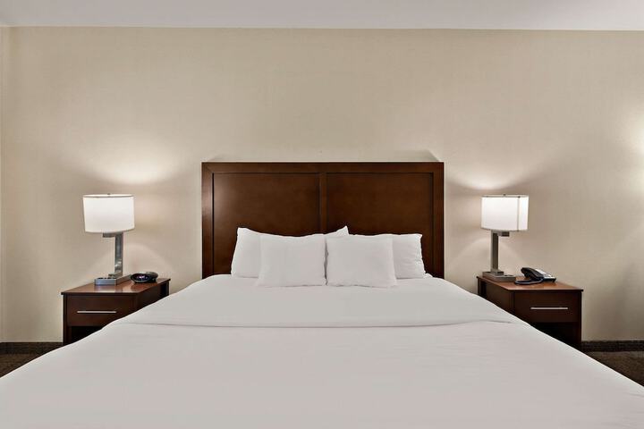 Room 15 of 35