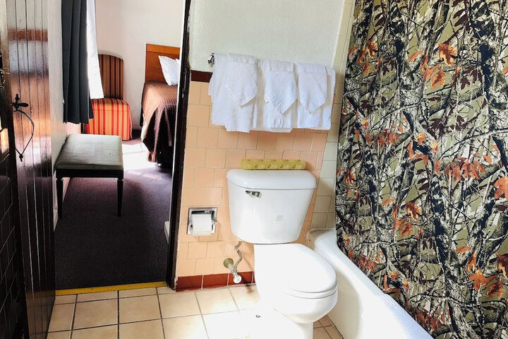 Room 29 of 45