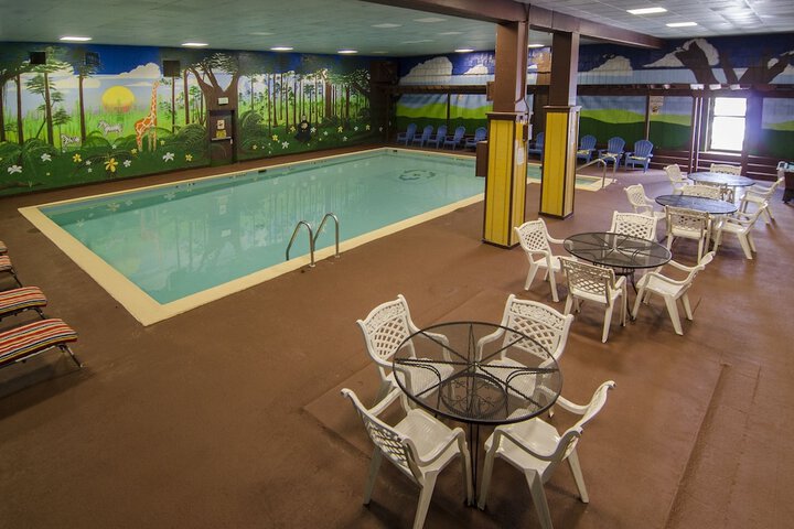 Pool 4 of 34
