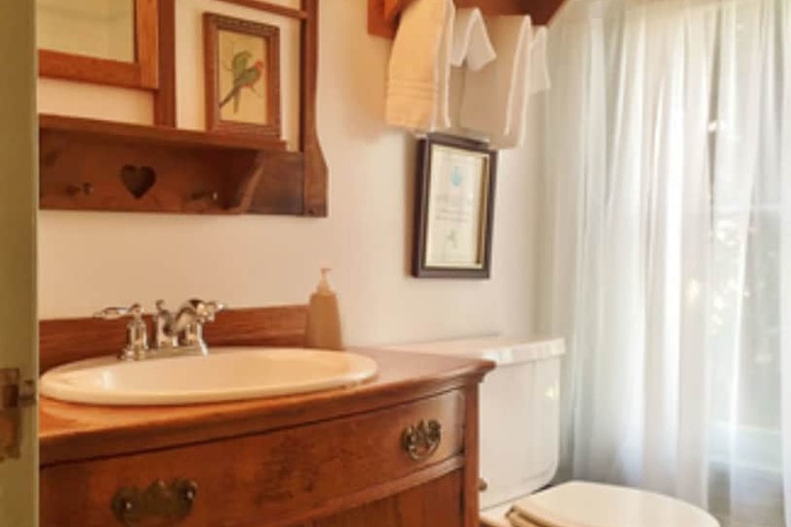 Inn at the Canal Bed & Breakfast