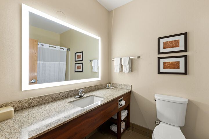 Room 6 of 21