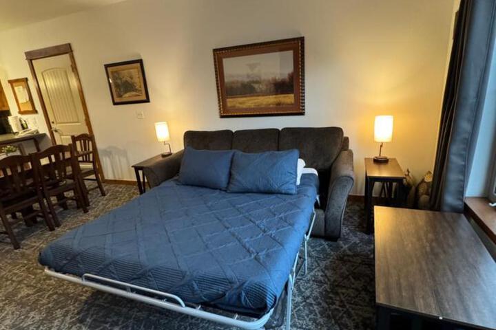 Morning Star Lodge - Hosted by Linda