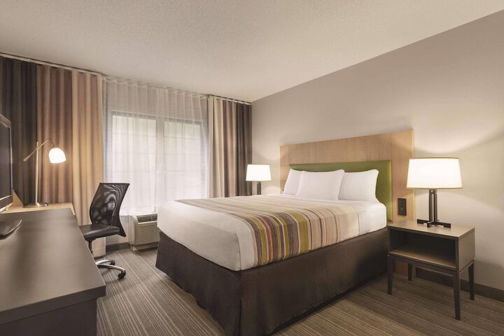 Country Inn & Suites by Radisson Raleigh-Durham Airport, NC