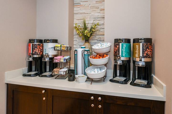 Breakfast/Coffee Service 47 of 56