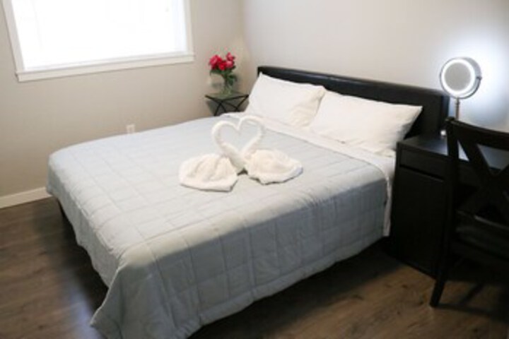 North Seattle Guesthouse