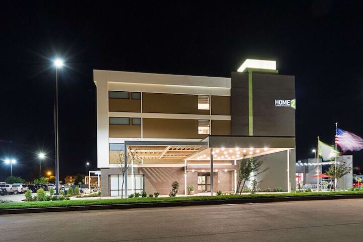 Hotel 5 of 67