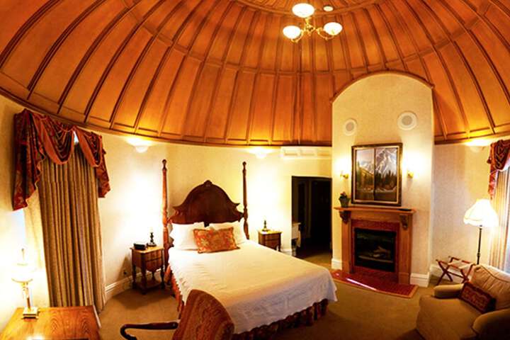 Room 27 of 75
