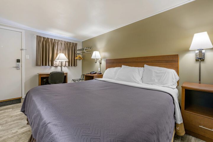 Econo Lodge Bellefonte I-99