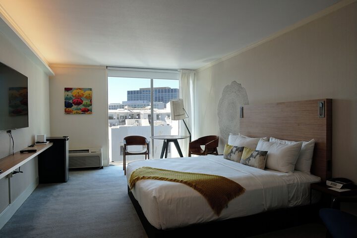 Room 26 of 52